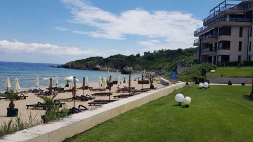 Sand Lilies Beach Apartment