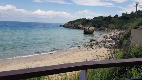 Sand Lilies Beach Apartment