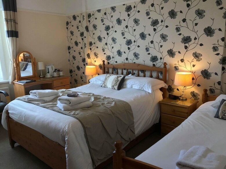 Bed & Breakfast Paignton Court