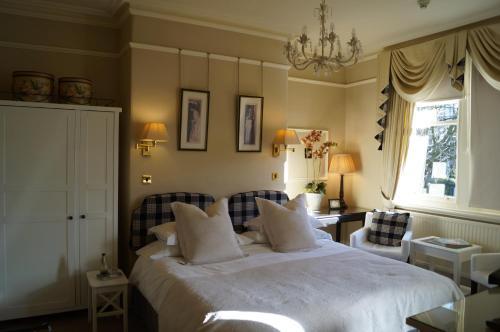 Hostal Brookfield House