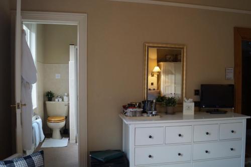Hostal Brookfield House