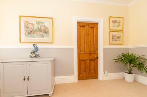 Hostal Ashwood House