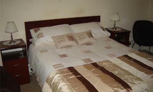 Hostal White House View Guest House