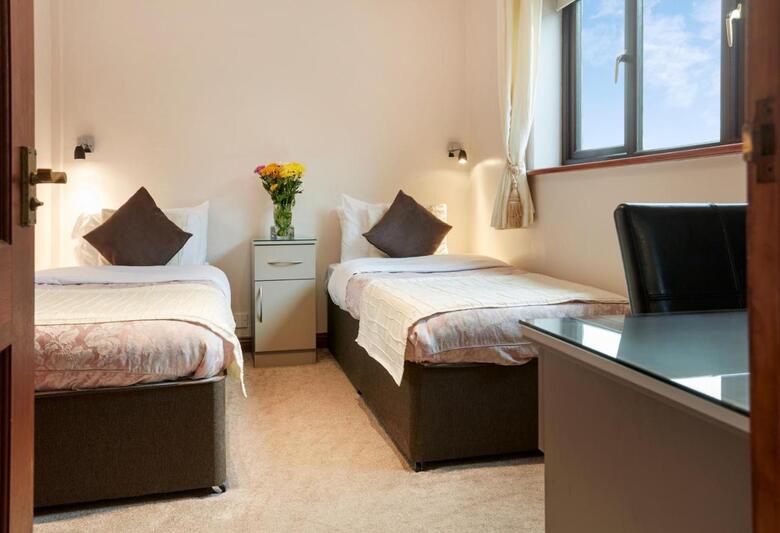 Hostal Conifers Guest House