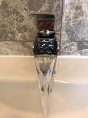 Eurobar Cafe & Hotel - B&B