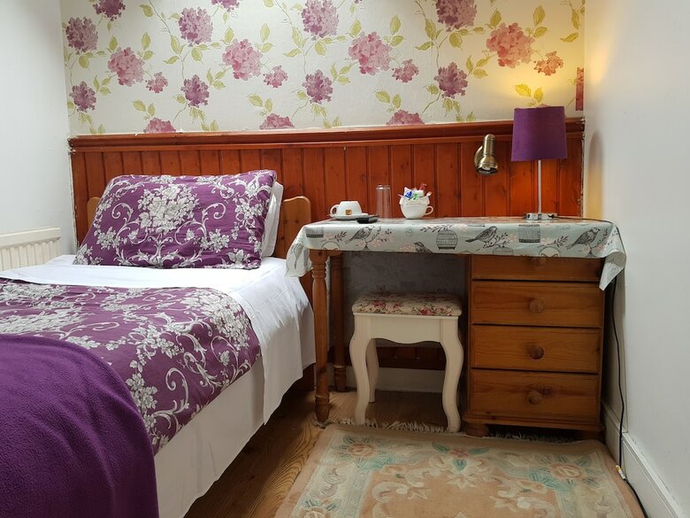 Bed & Breakfast Adams Guest House