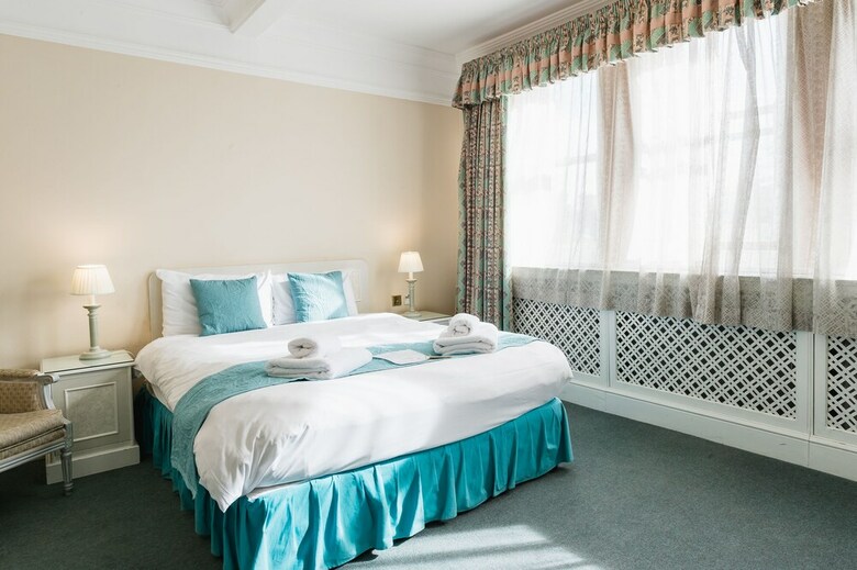 Bed & Breakfast St Margarets Hotel