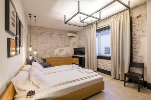 R34 Boutique Hotel