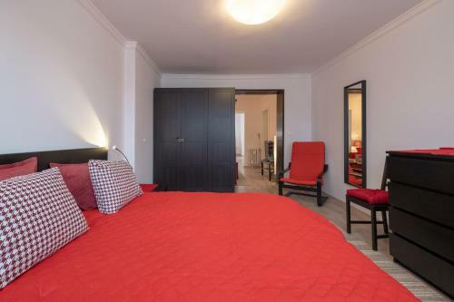 Lz Spacious One Bedroom Apartment In Top Centre