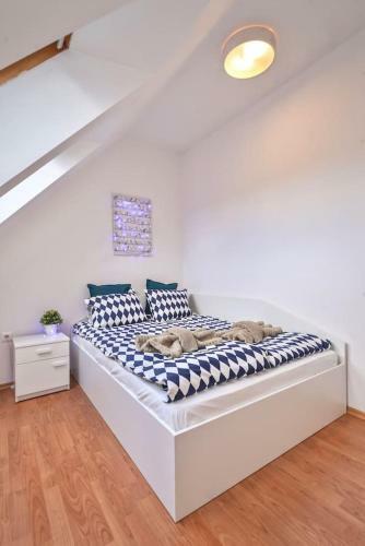 South Park, Vitosha View, 2-bdr, 2-bthr Apartment