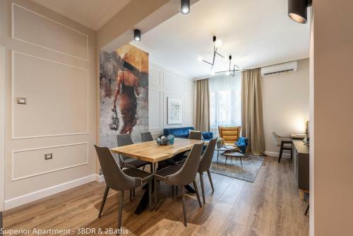 Apartamento Luxury & Unique - Top Center Apt. - 3bdr & 2 Baths