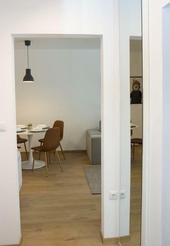Apartamento Stylish Retreat / High-end Flat / Varna Downtown