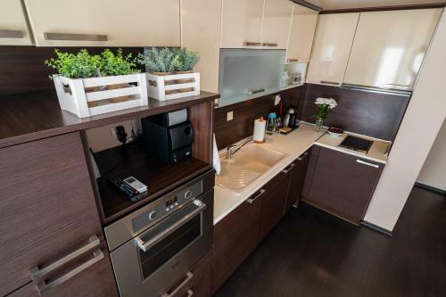 Top Location Apartment In The Center