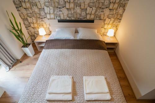 Top Location Apartment In The Center
