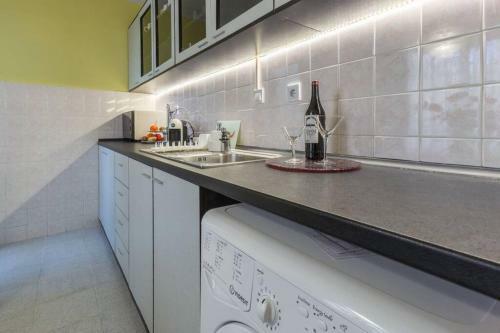 Apartamento Kapriz - 2 Beds Aptmnt Near The Beach