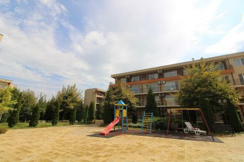 Holiday-orchid Menada Apartments