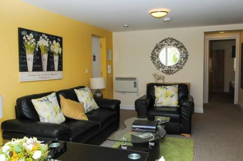 Alderman Apartments Cotham Lawn