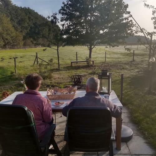 Bed & Breakfast Boerderijkamer Zwanebloem