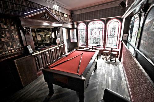 The George Hotel