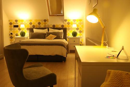 Fagaras Cosy Flat, King Bed & Double Sofa Bed Wifi