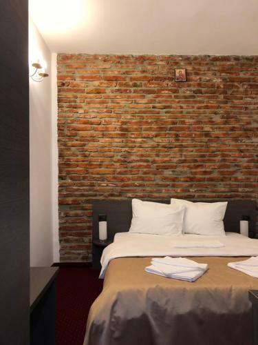 Hostal Pensiunea Sada