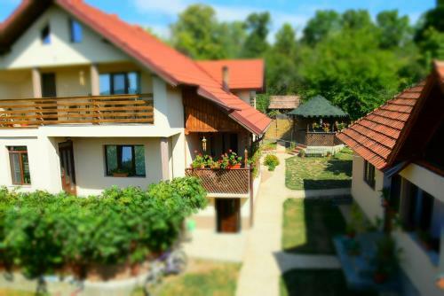 Hostal Casa Smeilor Horezu