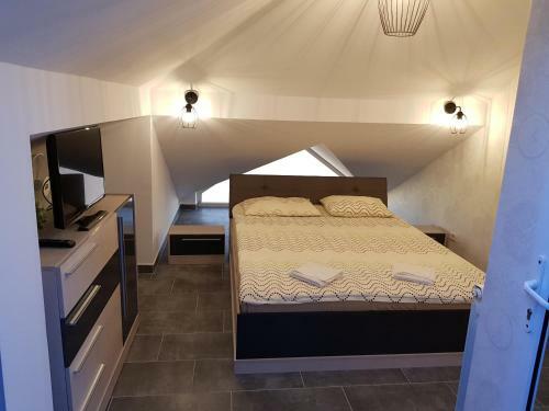 Hostal Pensiunea Grecu