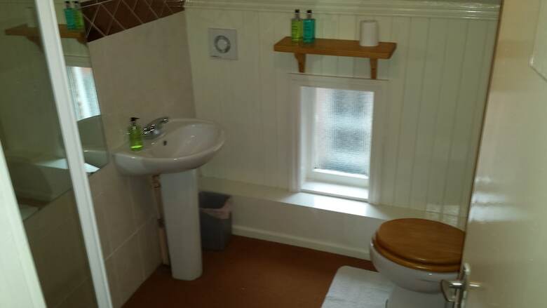 Hostal Shearwater