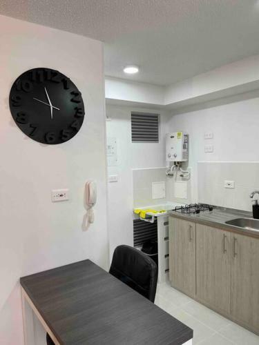 Hermoso Apartaestudio Con Piscina By Parceros Group
