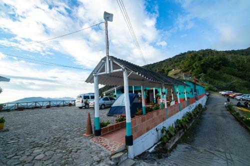 El Carajo Glamping