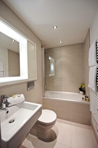 Apartamentos Fraser Residence City