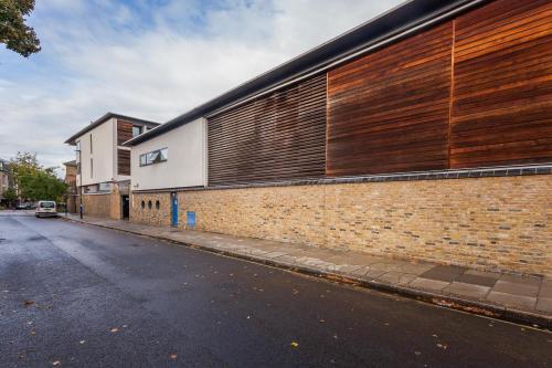 Hostal Horizons Accommodation