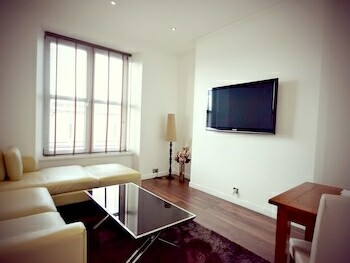 Apartamentos Howburn Residence
