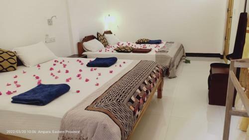 Sandy Bay Hotel Arugambay