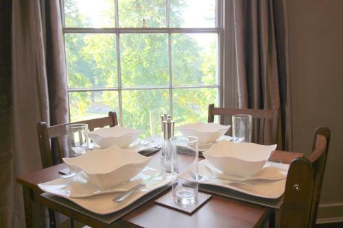 Regency House Apartments