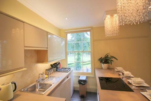 Regency House Apartments