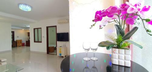 Thuyhanh Luxury Apartment- The Water Front