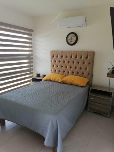 Habitaci�n Con Ba�o Entrada Independientes C�moda