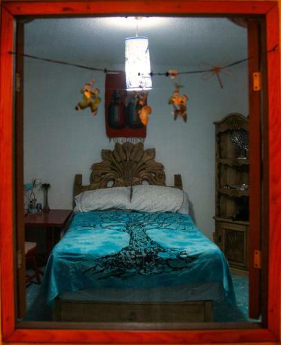 Hostal Casa Chuparrosa House