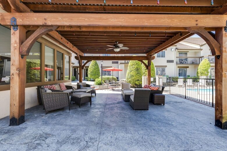 Club Hotel Nashville