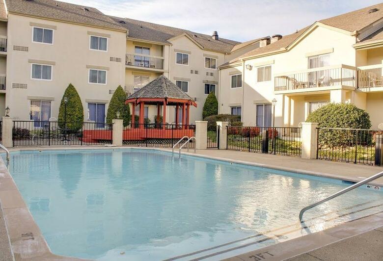 Club Hotel Nashville