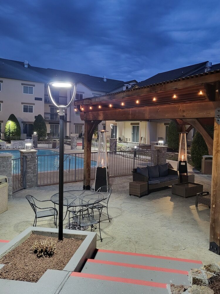 Club Hotel Nashville