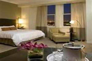 Hotel Suites At 1 King West