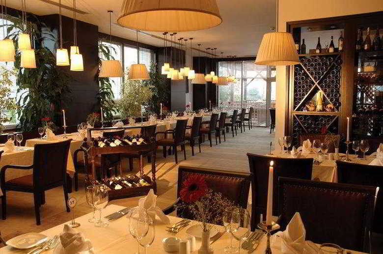 Hotel Amara Wing Resort