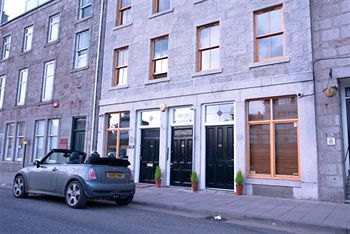 City Wharf Apartments