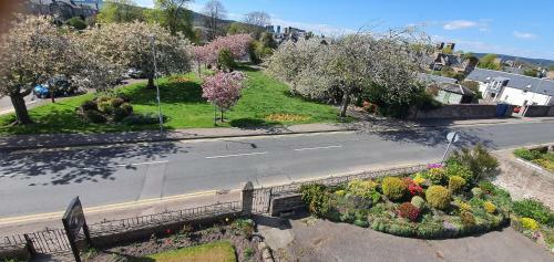 Hostal Moray Park Guest House