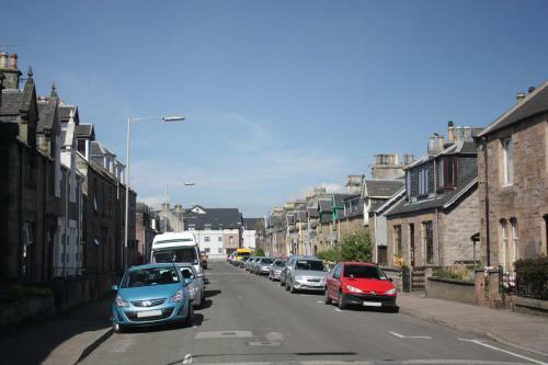 Innes Street Apartments