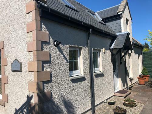 Inverness Apartments & Cottages