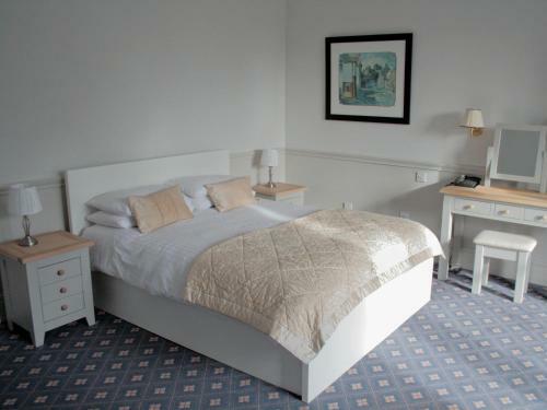 The Woodside Hotel