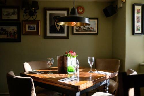 Innkeeper's Lodge Exeter, Clyst St George